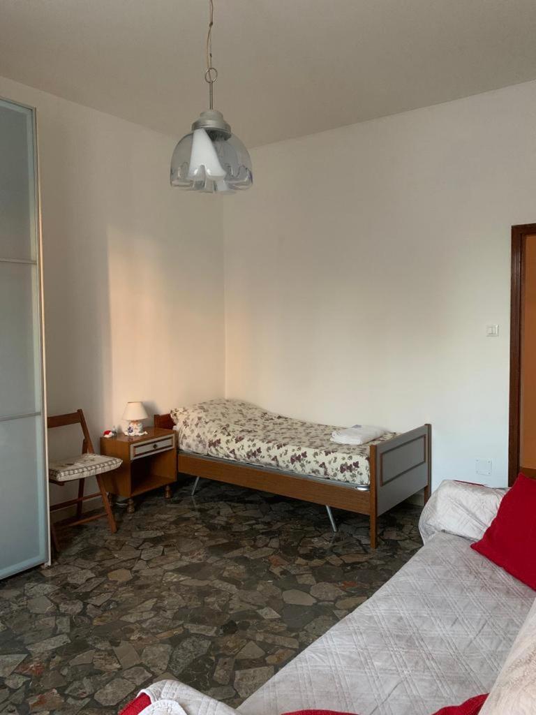 Comfortable Apartament 2 Bedroom Suitable 2-5 Pax بولونيا المظهر الخارجي الصورة